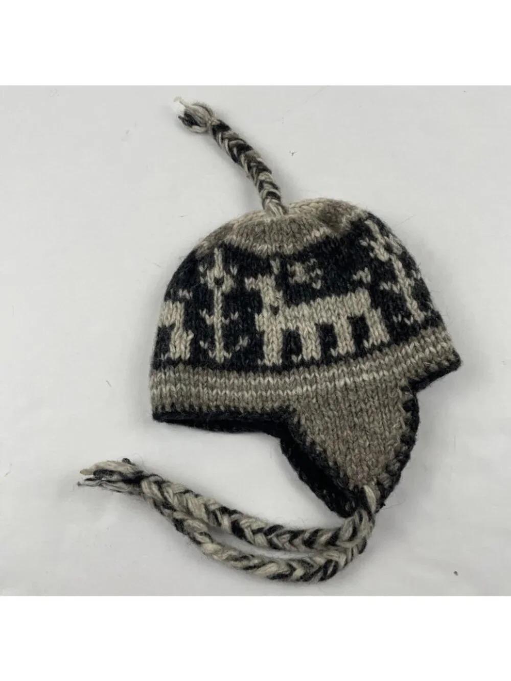 Handmade 100% Wool Beanie Chullo Kids OS Made in Nepal Knit Tassels Ear Flaps